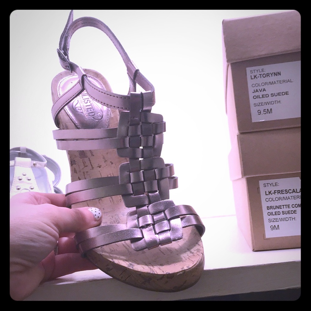 Metallic Kenneth Cole wedges brand new